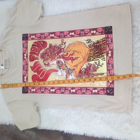 HOT TOPIC Pink Floyd Marquee Club Boyfriend Fit Girls T-Shirt ~ NWT - Picture 8 of 8